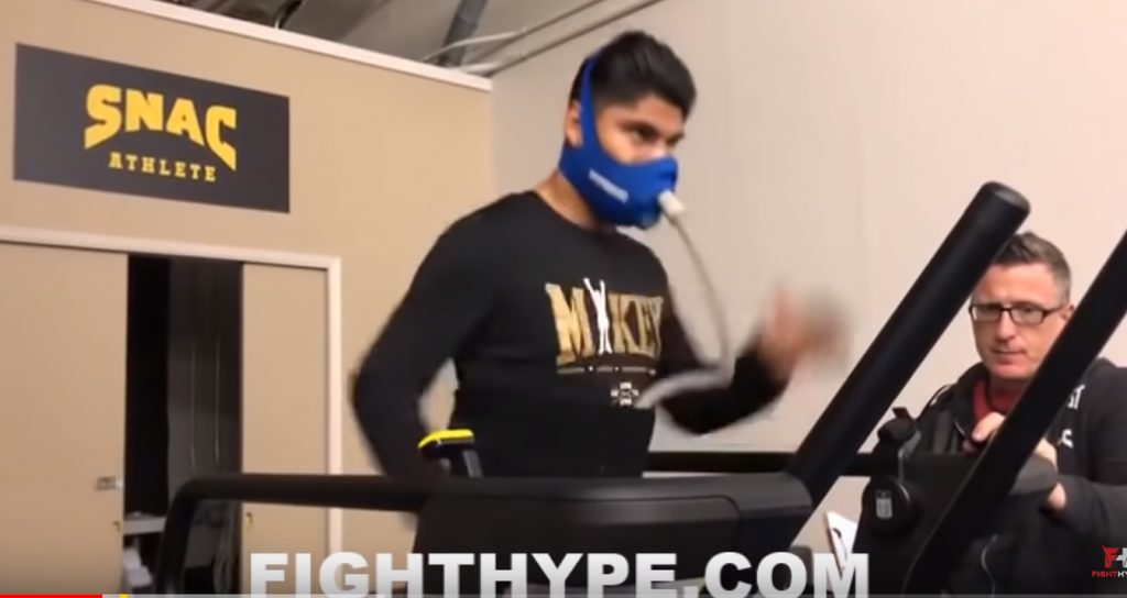 ボクシング　世界4階級制覇王者のマイキーガルシア　の心肺機能強化トレーニング